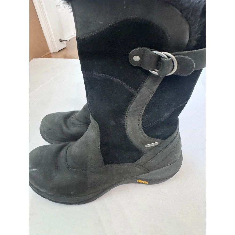 Vibram  Womens Black Winter Boots Size 39 With Faux Fur Leather Upper‎
